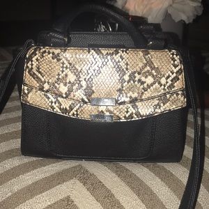 Nine West small crossbody